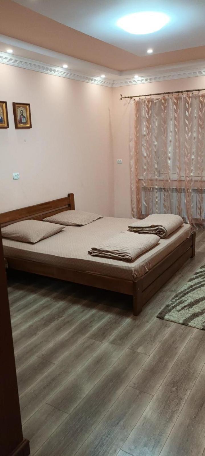 Sima Villa Берегово Екстериор снимка
